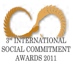 A Pupi Avati, Maria Grazia Cucinotta, Marco Pontecorvo ed Enrico Beruschi l'International Social Committment Award 2011