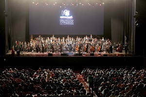 ORCHESTRA ITALIANA DEL CINEMA - Al Concerto Con i Poveri per i Poveri